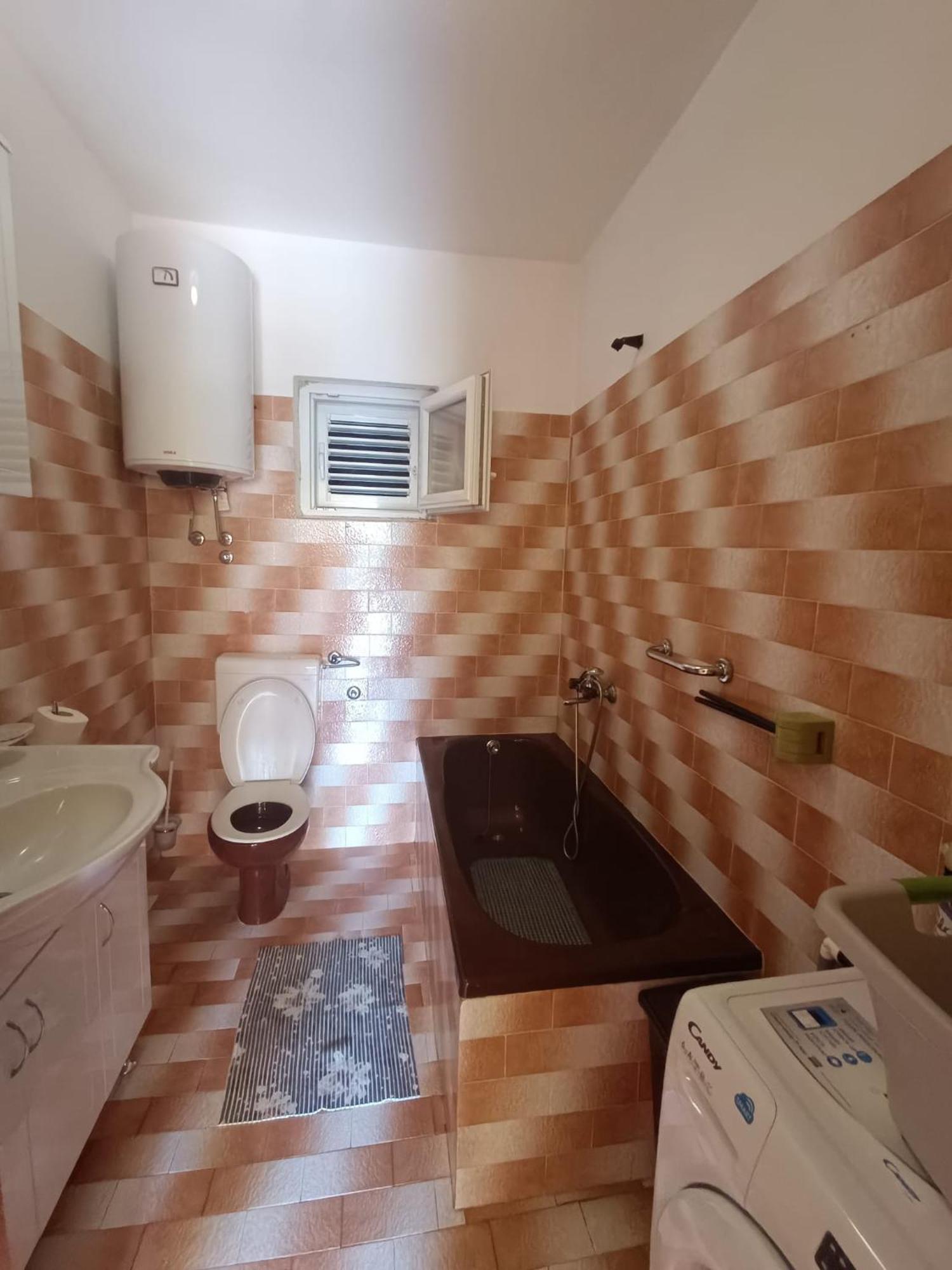 Apartmani Iva ทริบานี-ครุสชิซา ภายนอก รูปภาพ